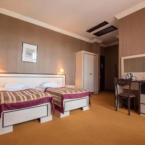 3* Otel Rike Park