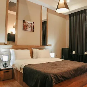 Heart Hotel